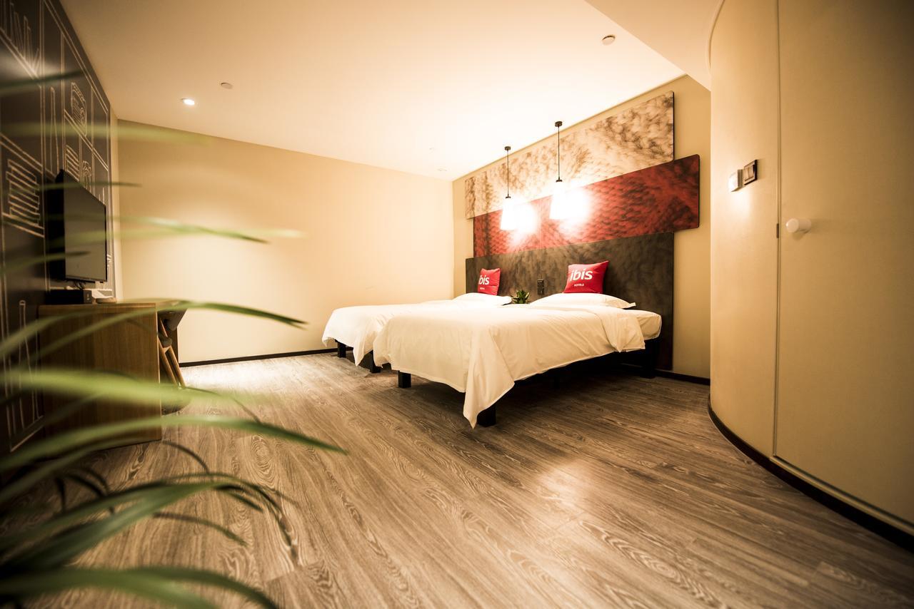 Ibis Nanjing Jiangning Nanjing University Of Aeronautics And Astronautics Hotel Extérieur photo
